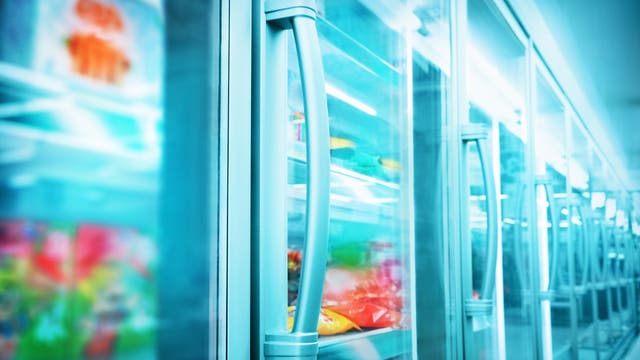 Kühlschränke im Supermarkt