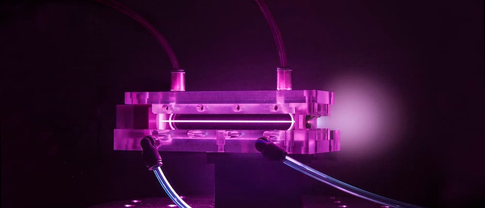 Im Plasmabeschleuniger können Elektronen auf extreme Geschwindigkeiten beschleunigt werden. Im Plasmabeschleuniger können Elektronen auf extreme Geschwindigkeiten beschleunigt werden.