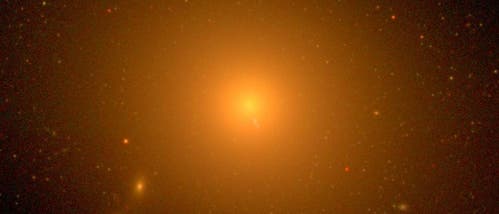 Die Galaxie Messier 87 im sichtbaren Licht Die Galaxie Messier 87 im sichtbaren Licht