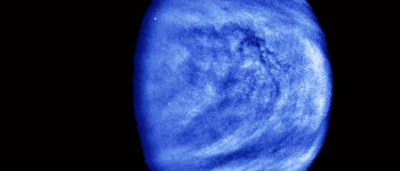 Falschfarbenbild der Venus im ultravioletten Licht Falschfarbenbild der Venus im ultravioletten Licht