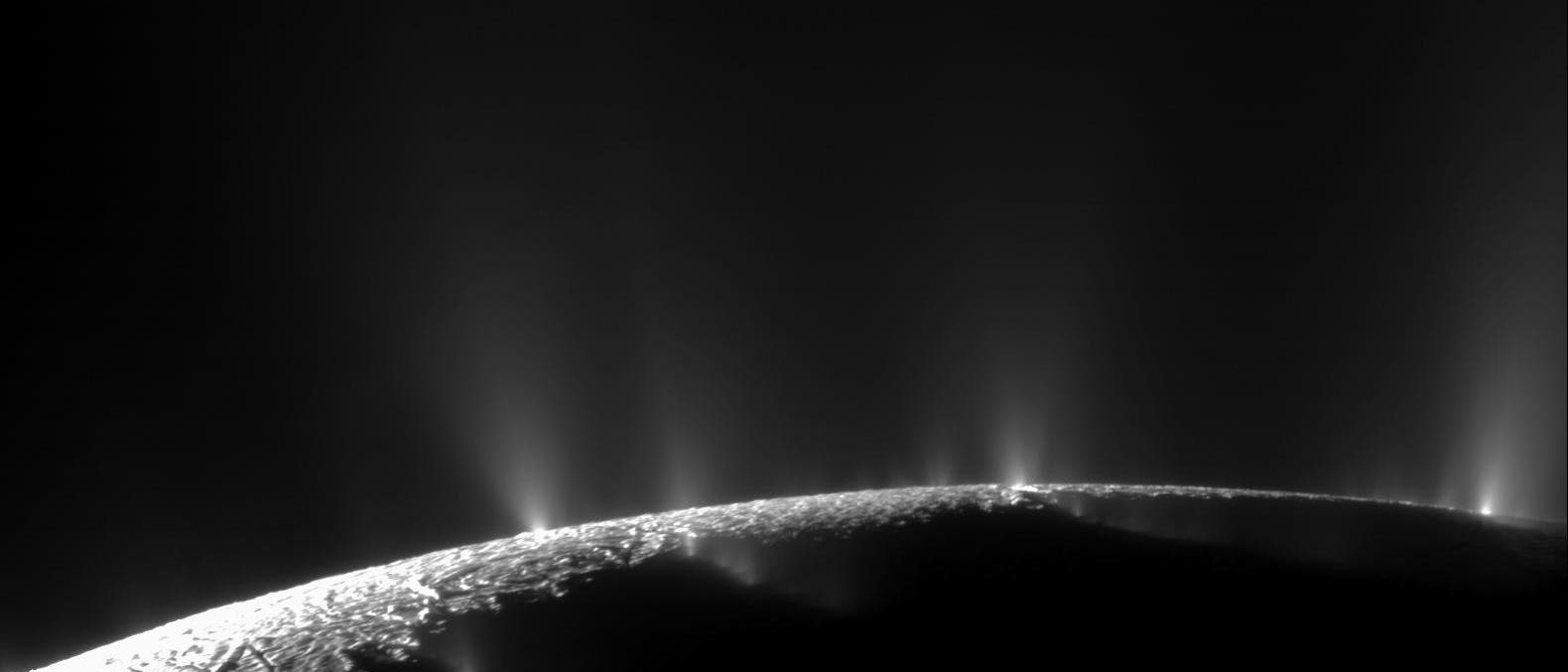 Das Geysir-Becken des Enceladus Das Geysir-Becken des Enceladus