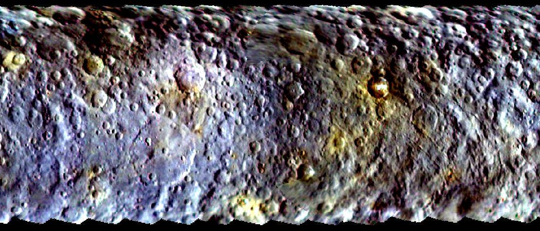 Zwergplanet Ceres in Farbe Zwergplanet Ceres in Farbe