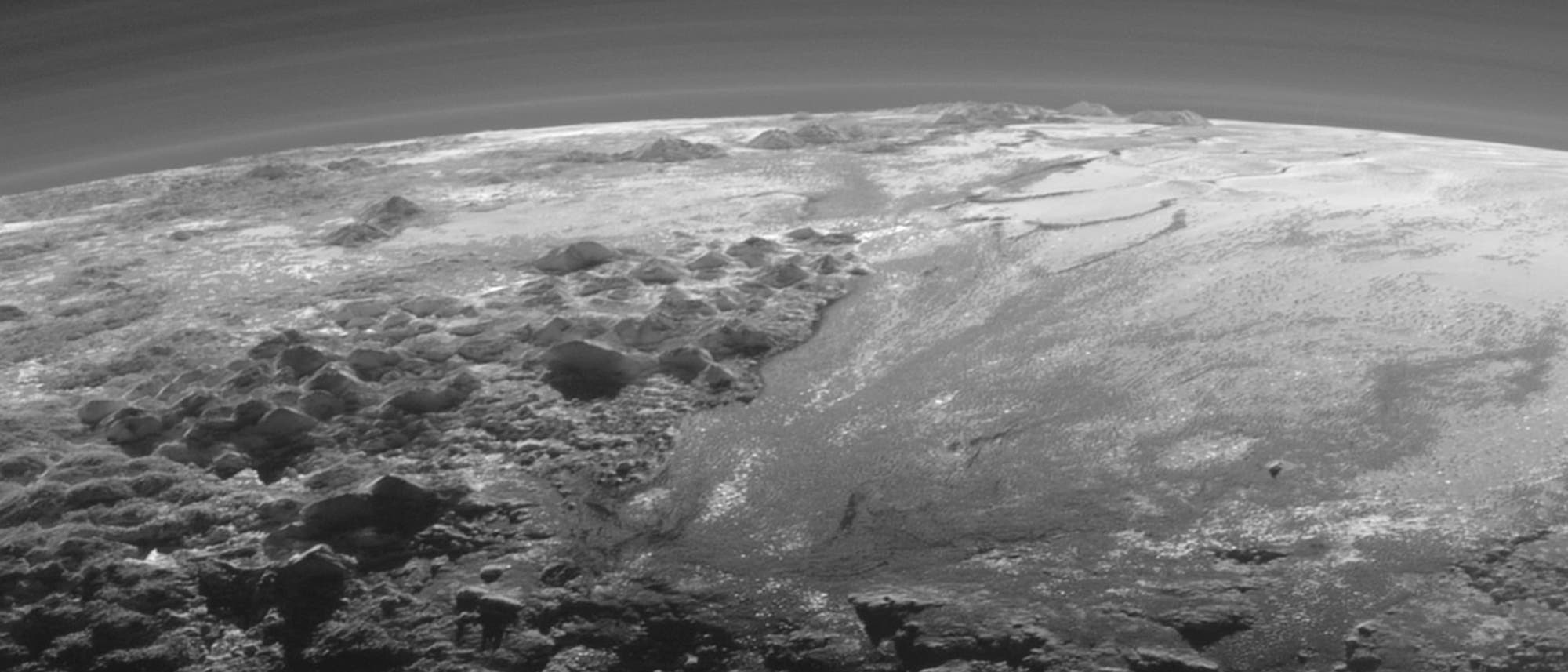 Ausschnitt aus der Pluto-Sichel Ausschnitt aus der Pluto-Sichel