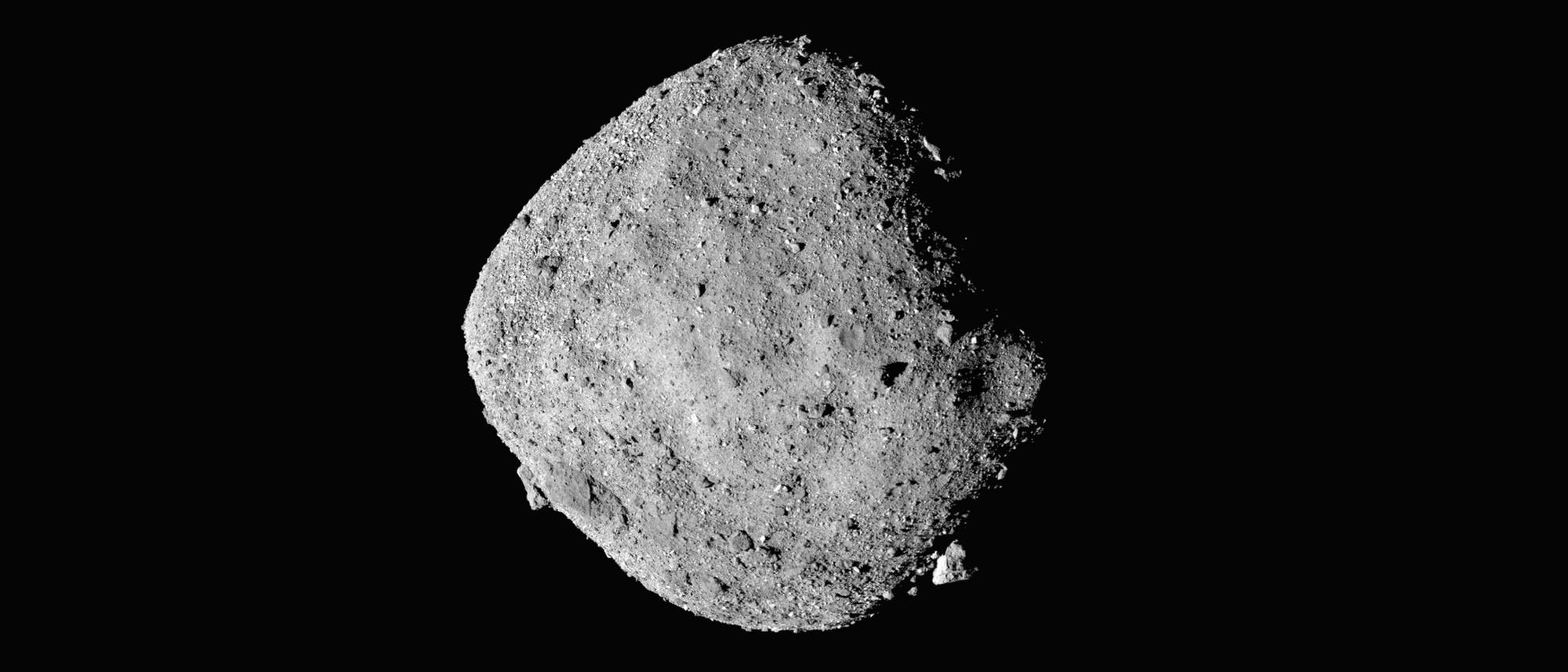 Asteroid Bennu im Blick von der Raumsonde OSIRIS-REx