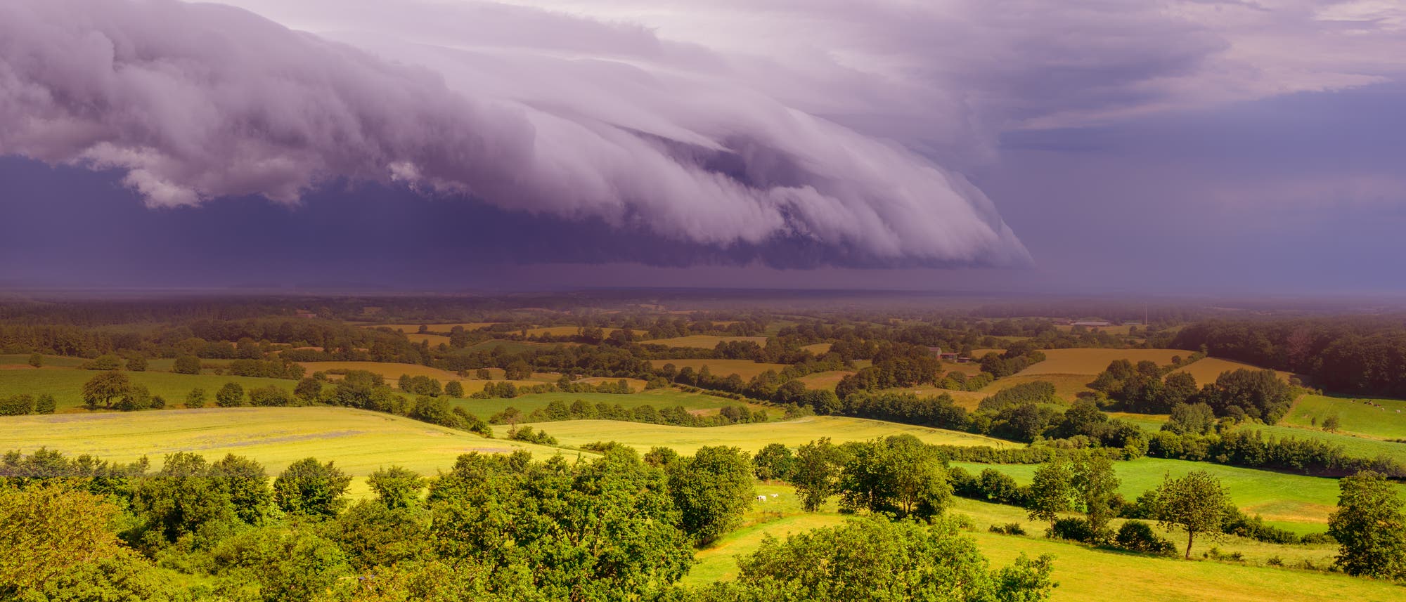 Arcus-Wolken erinnern an Tsunamis Arcus-Wolken erinnern an Tsunamis