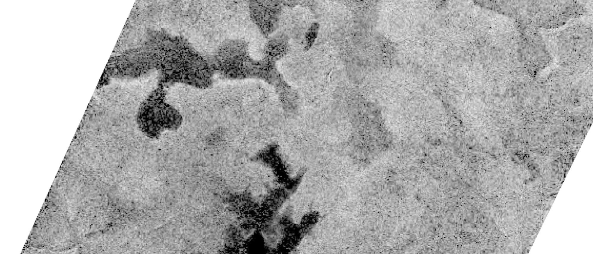 Radardaten der Saturnsonde Cassini zeigen mögliche Eisberge auf Titan Radardaten der Saturnsonde Cassini zeigen mögliche Eisberge auf Titan