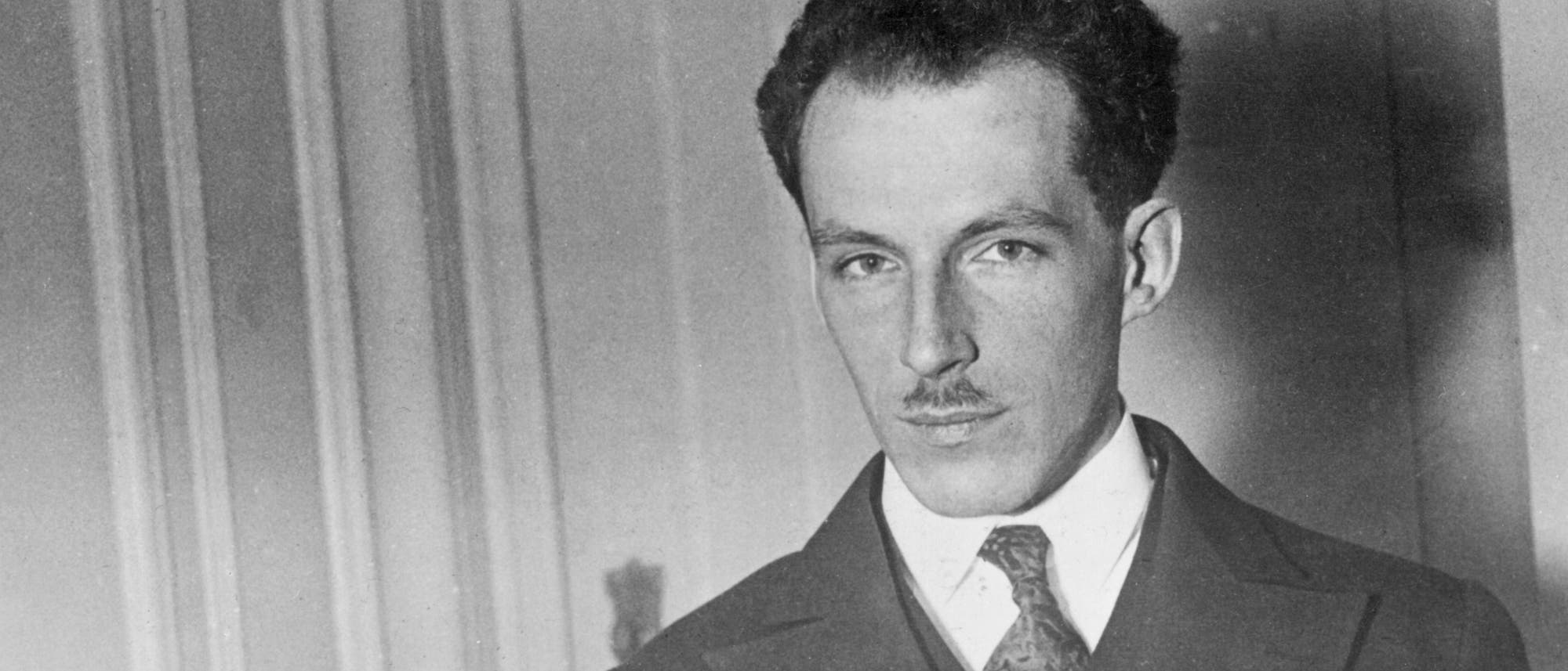 Der russische Musiker Termen alias Theremin Der russische Musiker Termen alias Theremin
