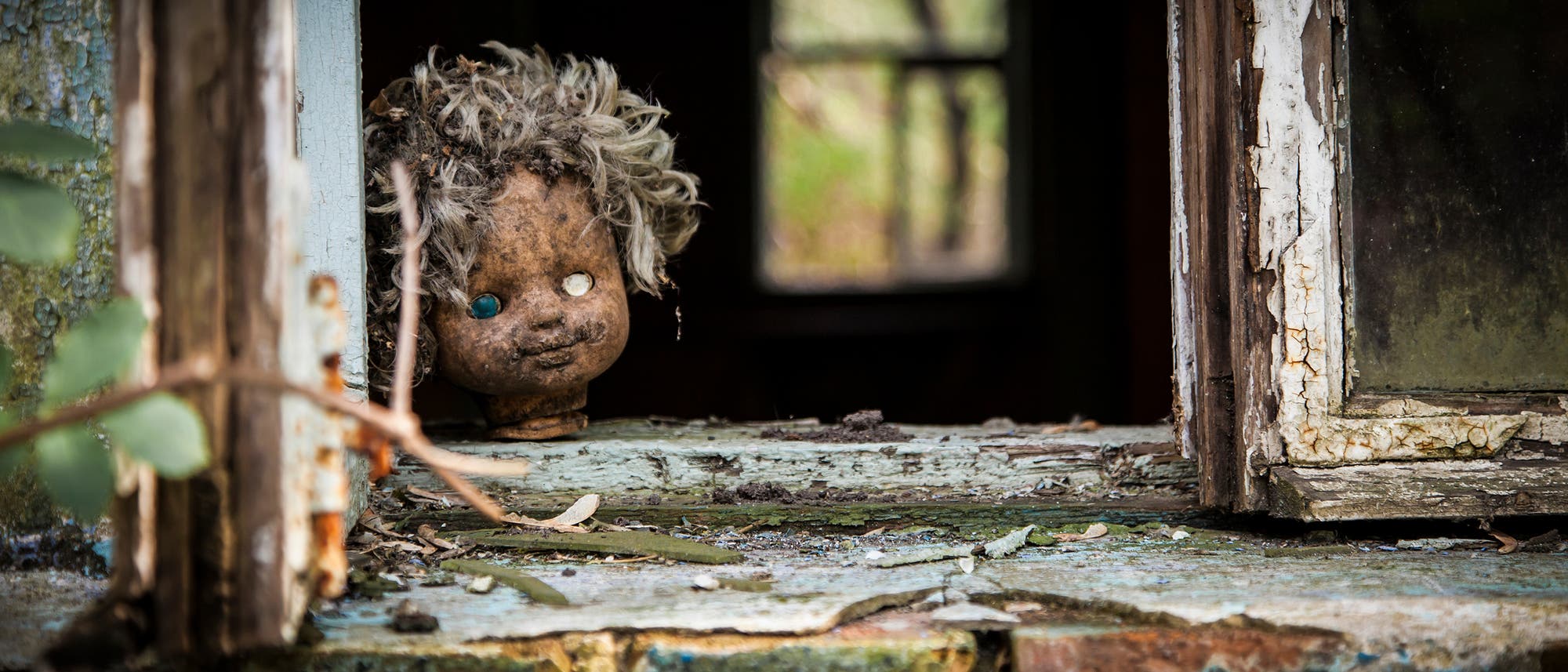 Tschernobyl: Puppe im Fenster Tschernobyl: Puppe im Fenster