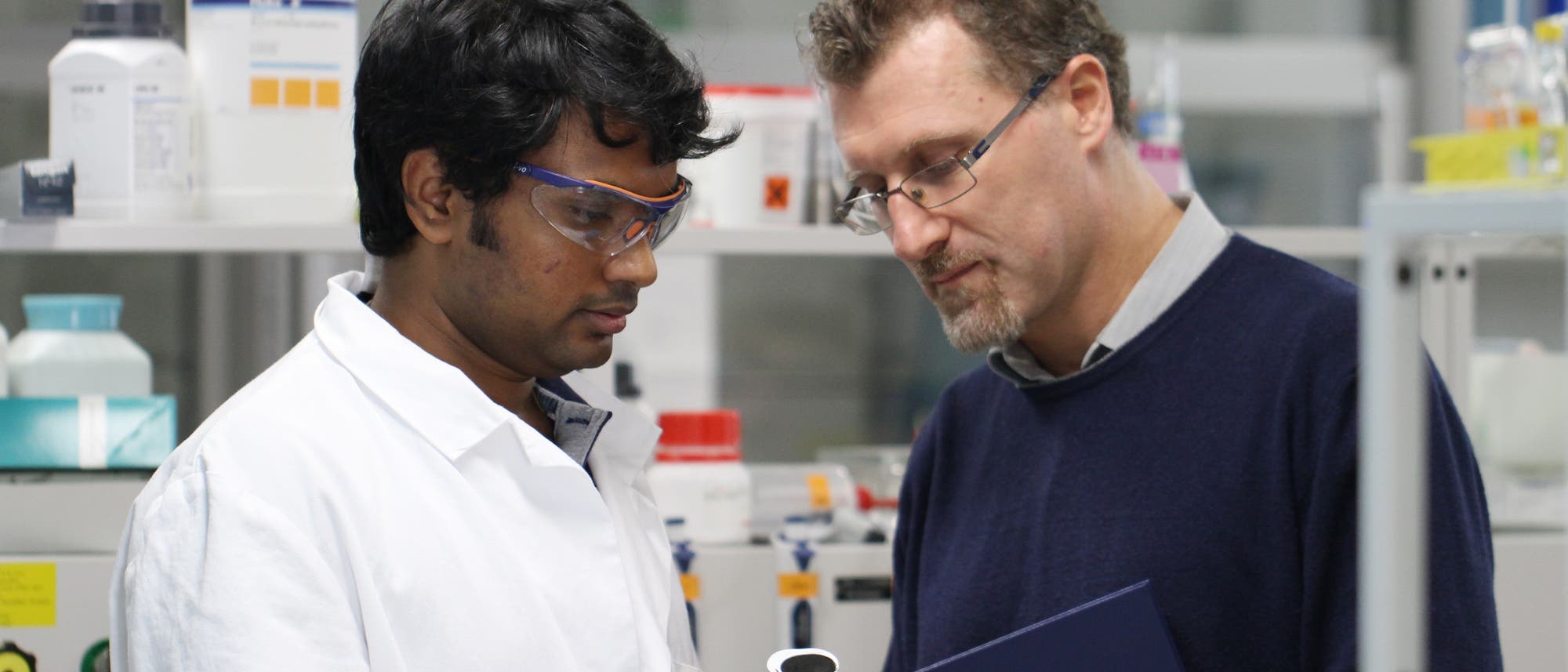 Die Entwickler der Amyloid-Kohlenstoff-Membran Die Entwickler der Amyloid-Kohlenstoff-Membran