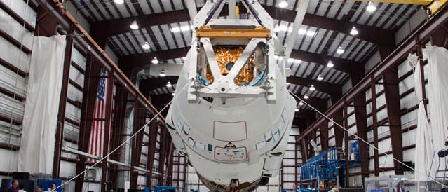 Falcon 9 und Dragon-Kapsel Falcon 9 und Dragon-Kapsel