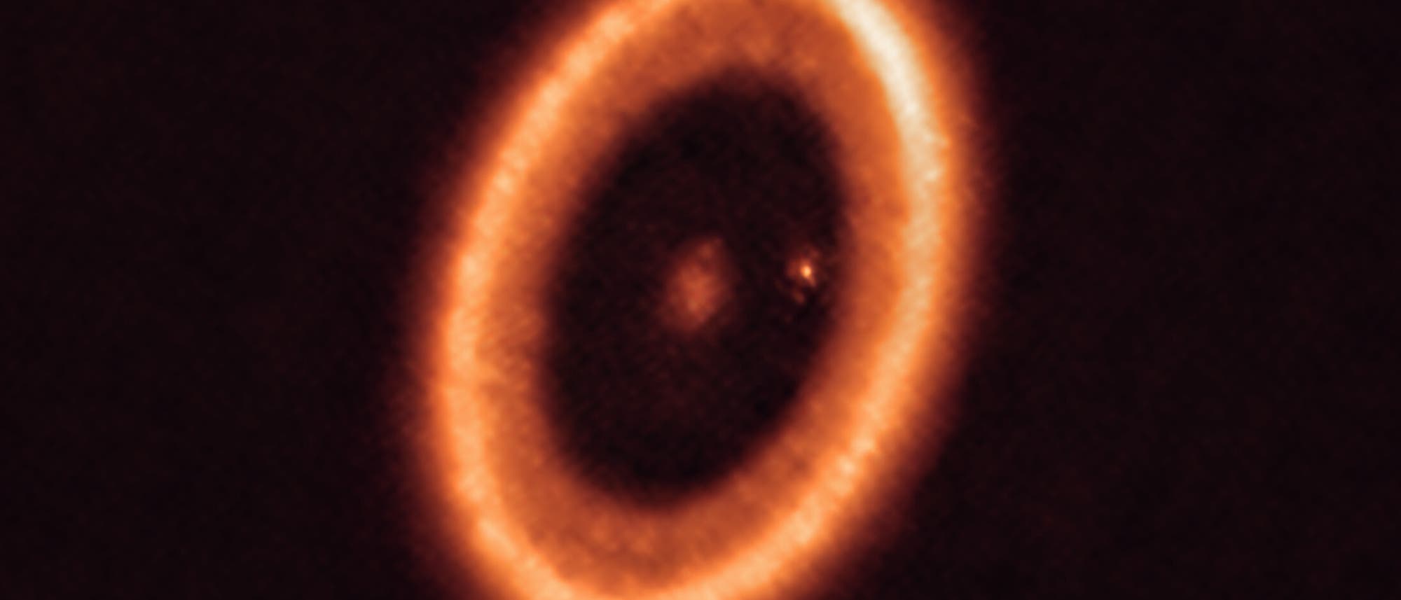 Staubscheibe um einen Exoplaneten Staubscheibe um einen Exoplaneten