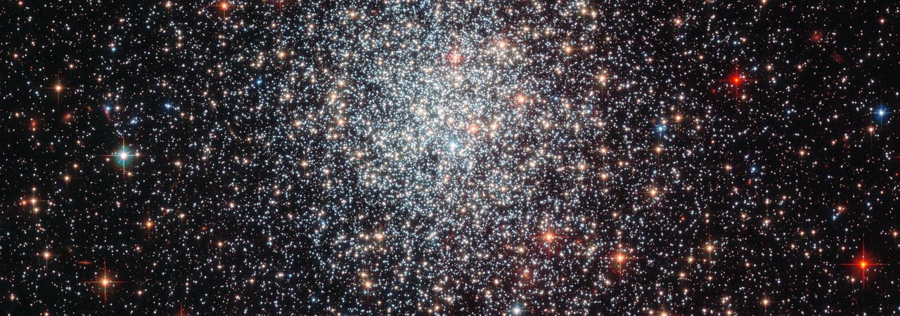 Der Kugelsternhaufen NGC 1783 in der Großen Magellanschen Wolke (Aufnahme des Weltraumteleskops Hubble)