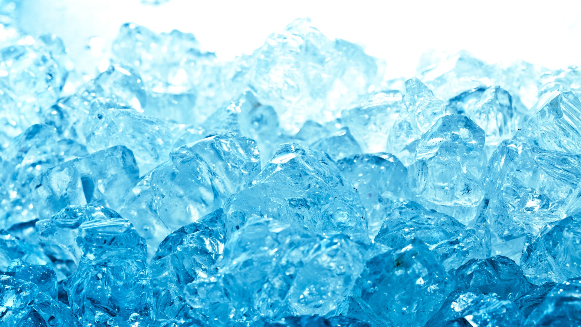 Warum gefriert heißes Wasser schneller als kaltes? - Spektrum der