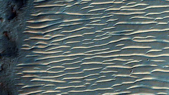 Lange Sanddünen in Noachis Terra