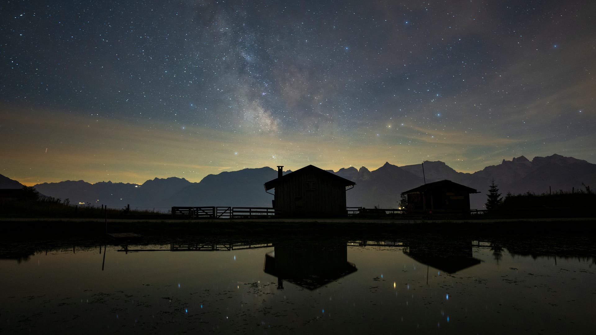 The World at Night Spektrum der Wissenschaft