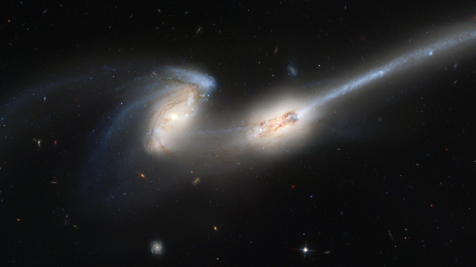 Kollidierende Galaxien