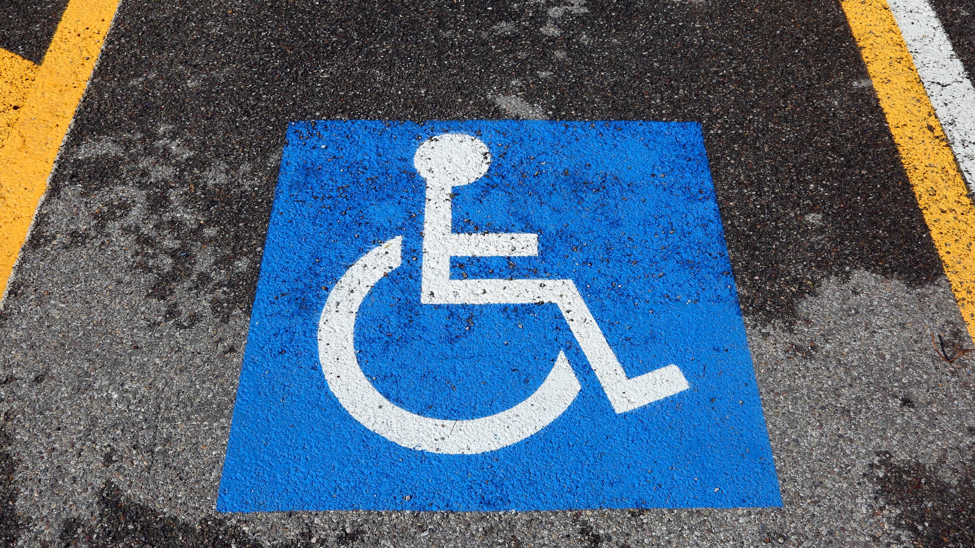 Behinderten Parkplatz erlauben erforderlichen Sicherheit Zeichen 