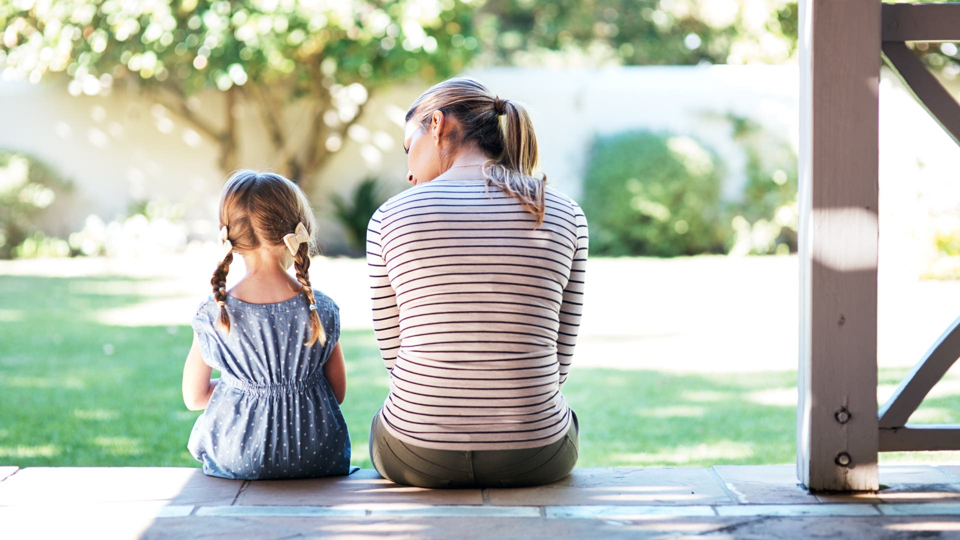 Aufklärung: Mit Kindern über Sexualität reden, aber wie? - Spektrum der  Wissenschaft