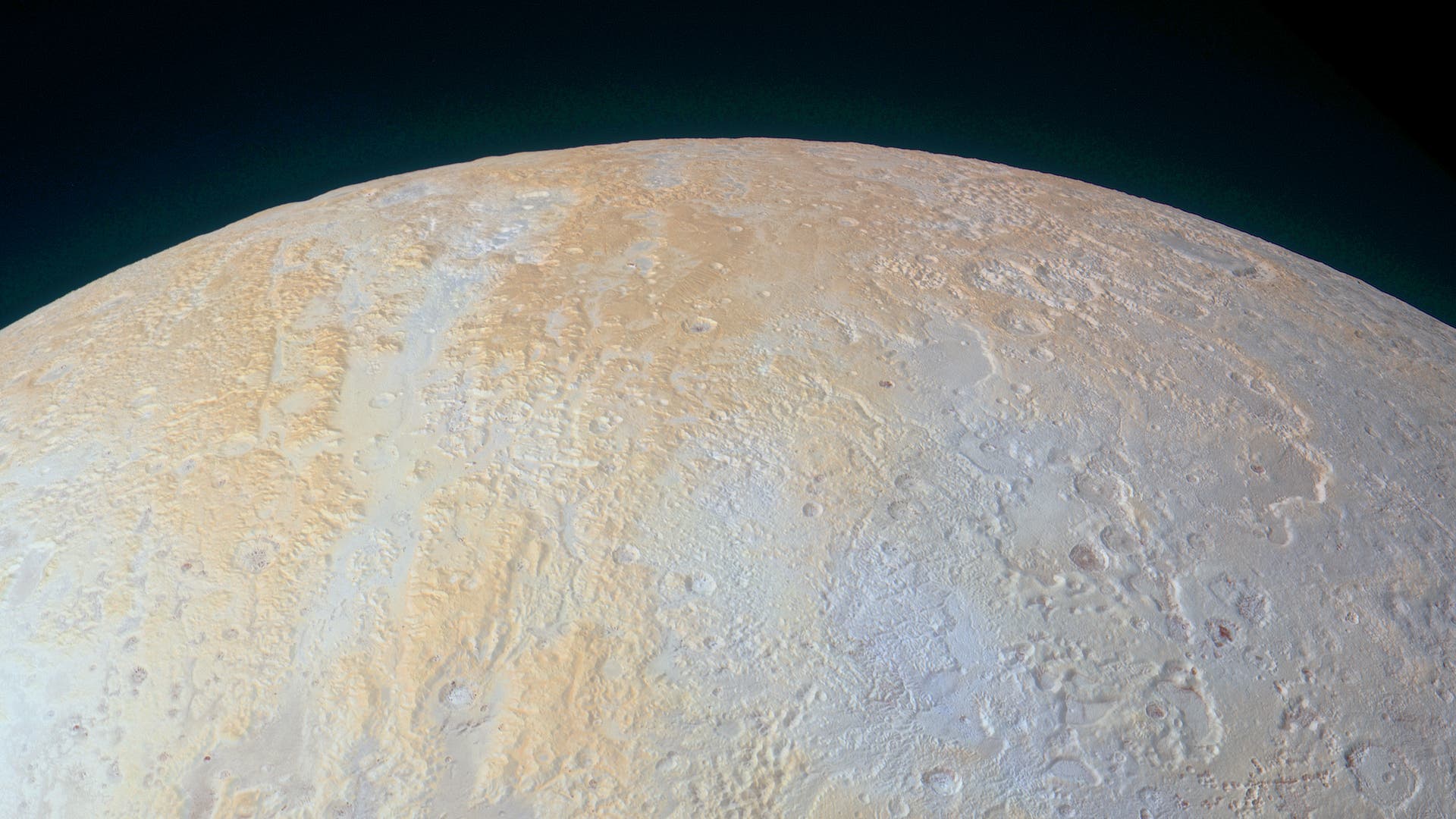 Eisige Täler in der Nähe des Pluto-Nordpols
