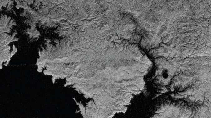Flüsse und Seen nahe Titans Nordpol