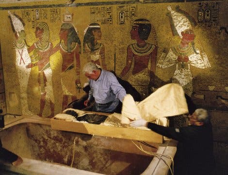 Untersuchung der Mumie