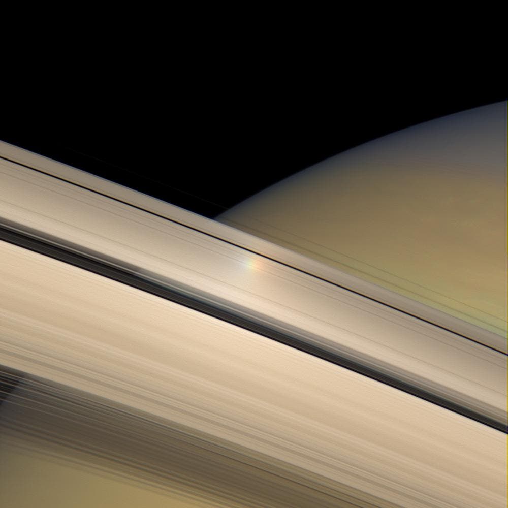 Saturnringe im Gegenlicht