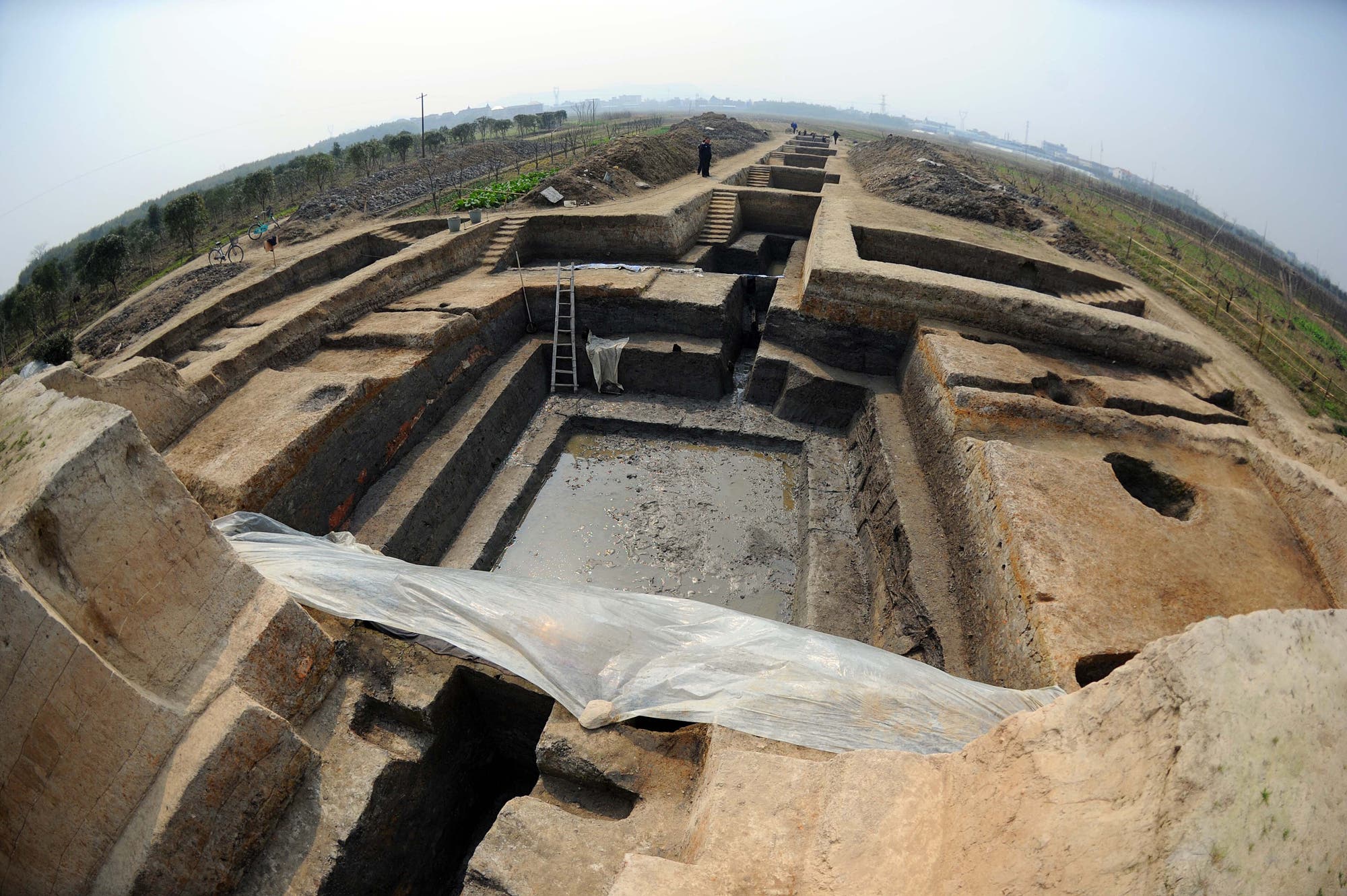 Grabung in Liangzhu. Die Fundstätte wurde 2019 zum UNESCO-Weltkulturerbe erklärt.