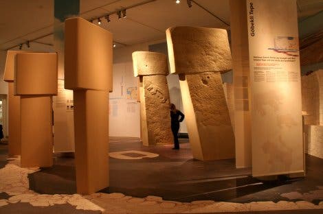 Göbekli Tepe – Rekonstruktion der Anlage im Museum