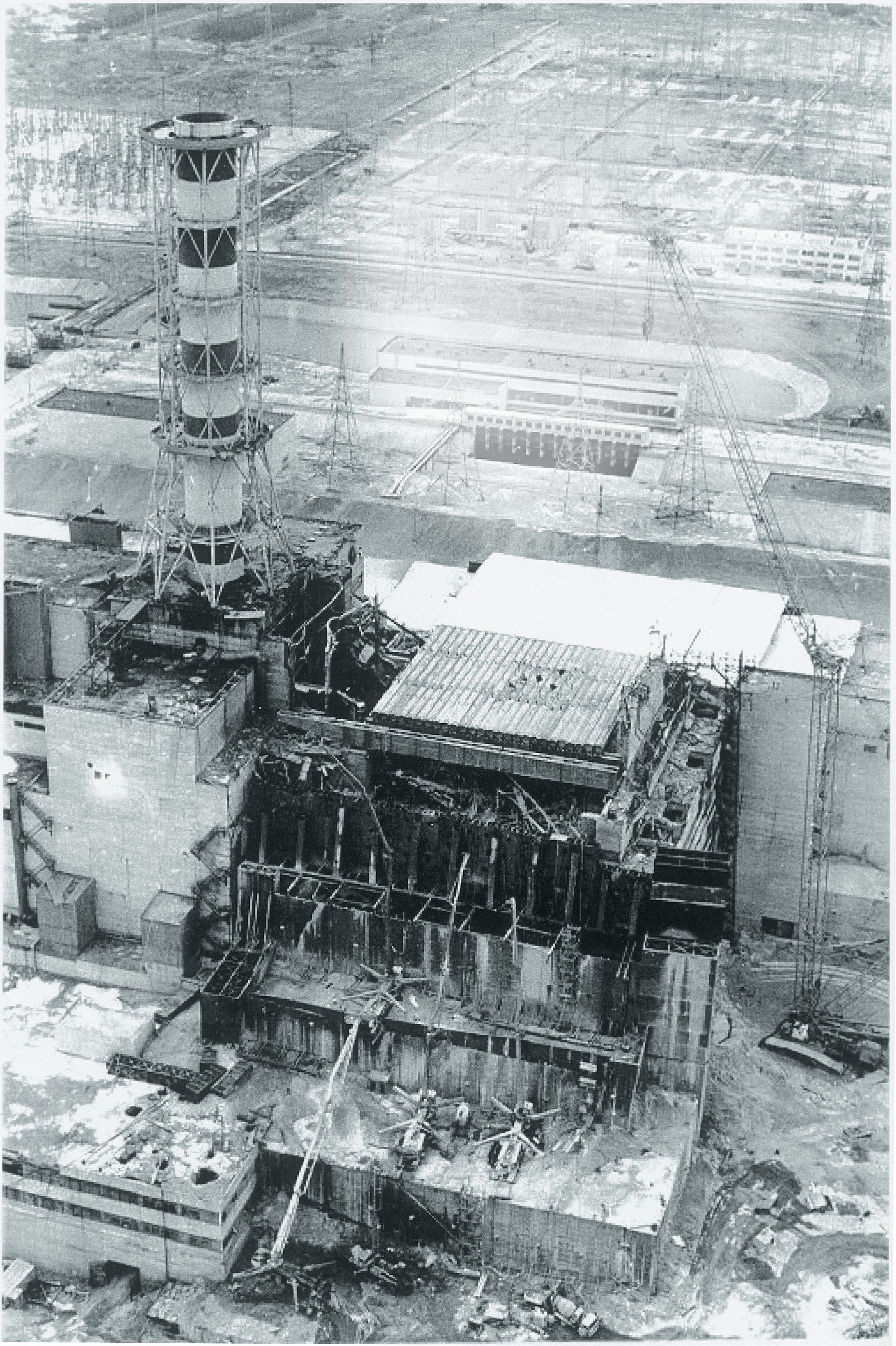 Reaktorblock 4 nach der Explosion