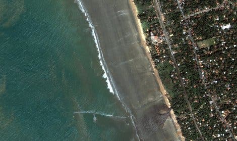 Ansicht der Küste Sri Lankas nach dem Tsunami