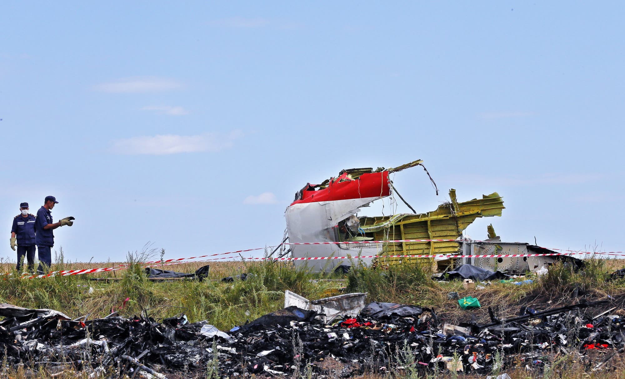 Wrackteil von MH17 an der Absturzstelle in der Ostukraine