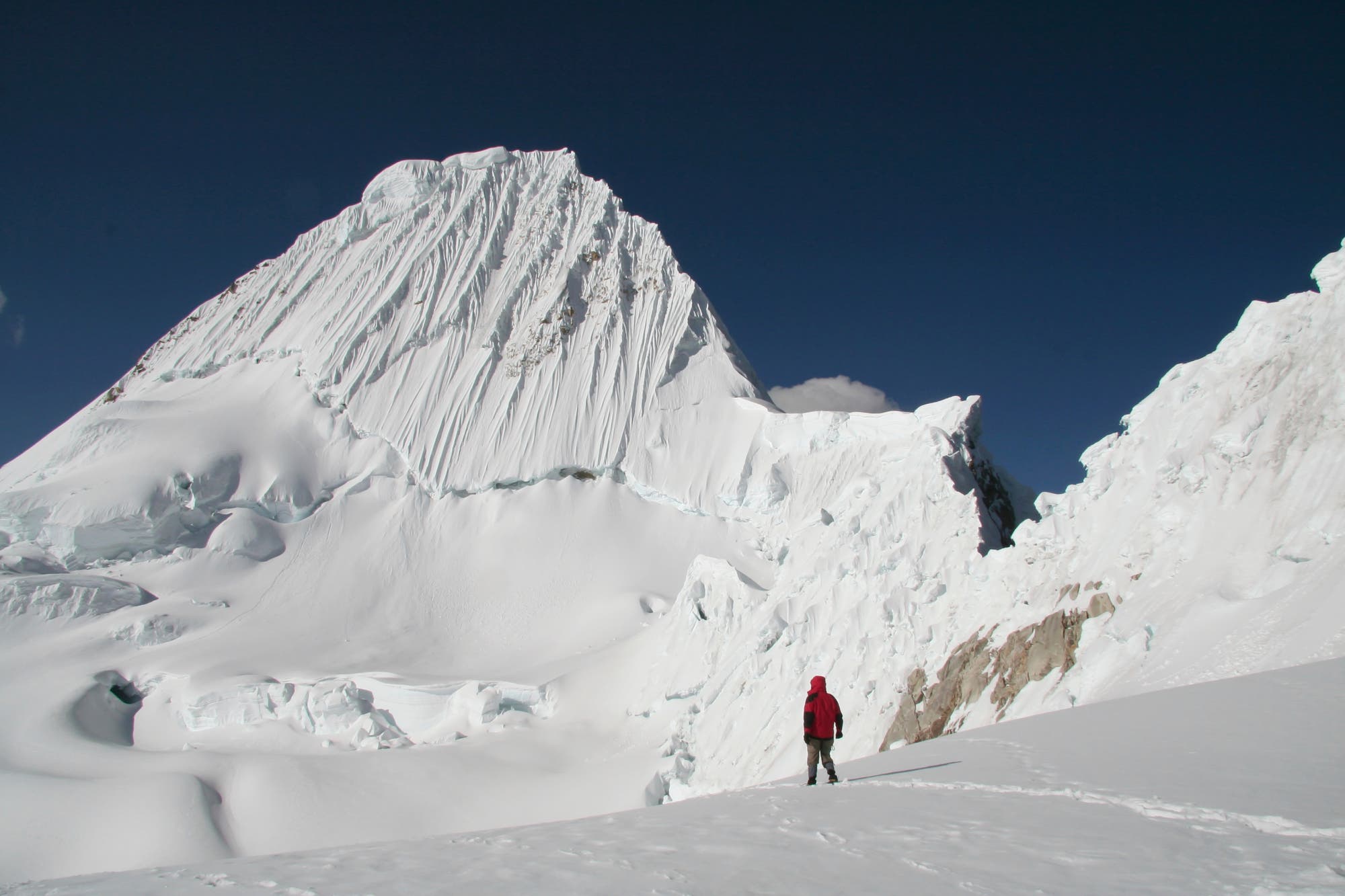 10 Alpamayo in den Anden – der vielleicht schönste Berg der Erde
