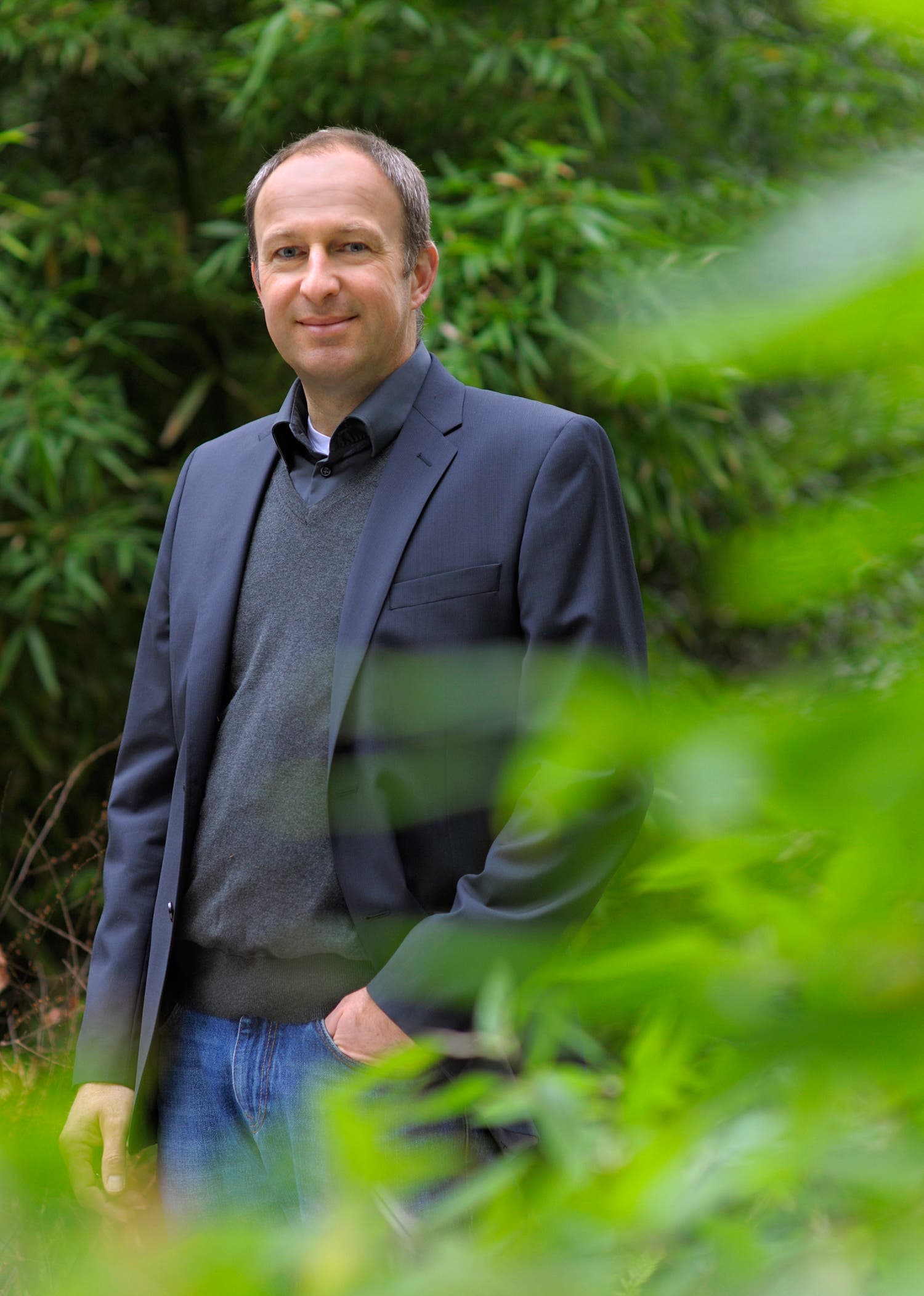 Der Landschaftsarchitekt Claus Heuvemann leitet den Botanischen Garten Erlangen der Friedrich-Alexander-Universität (FAU) Erlangen-Nürnberg.