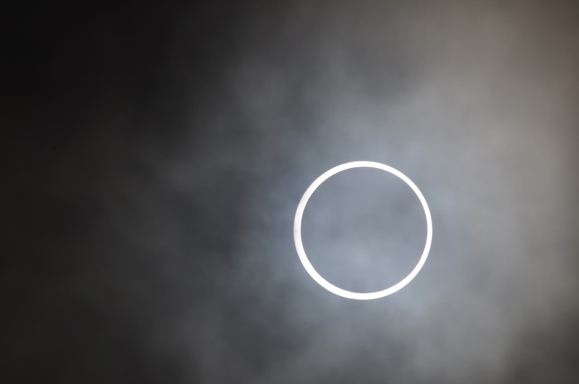Ringförmige Sonnenfinsternis vom 15. Januar 2000