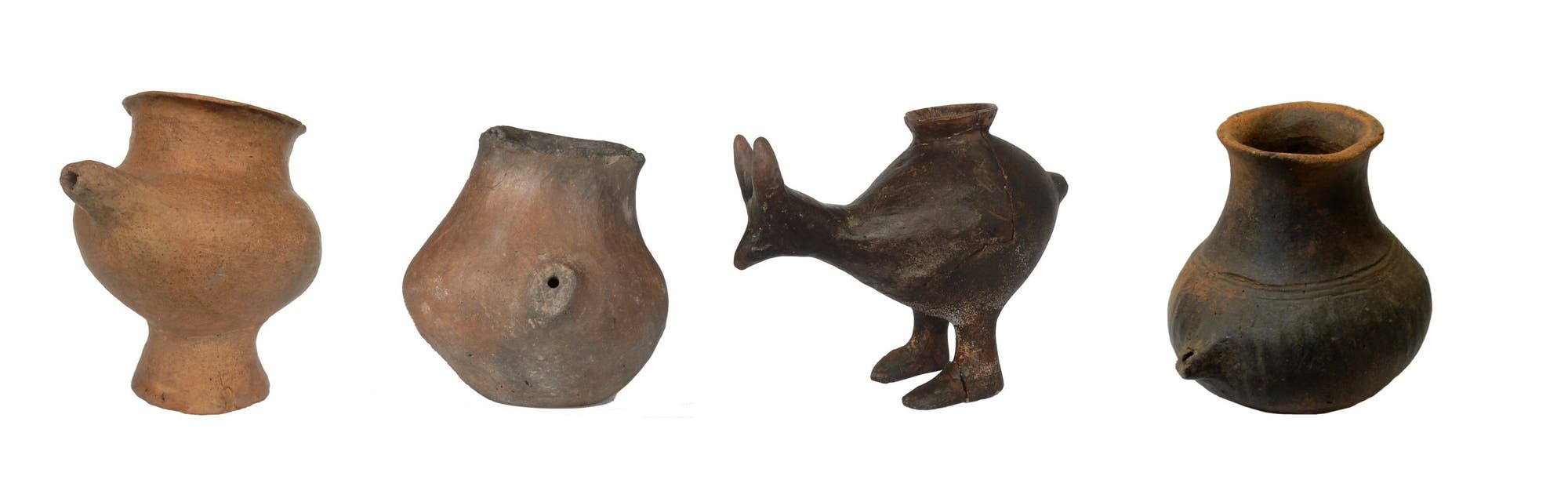 Bronzezeitliche Gefäße zum Füttern 