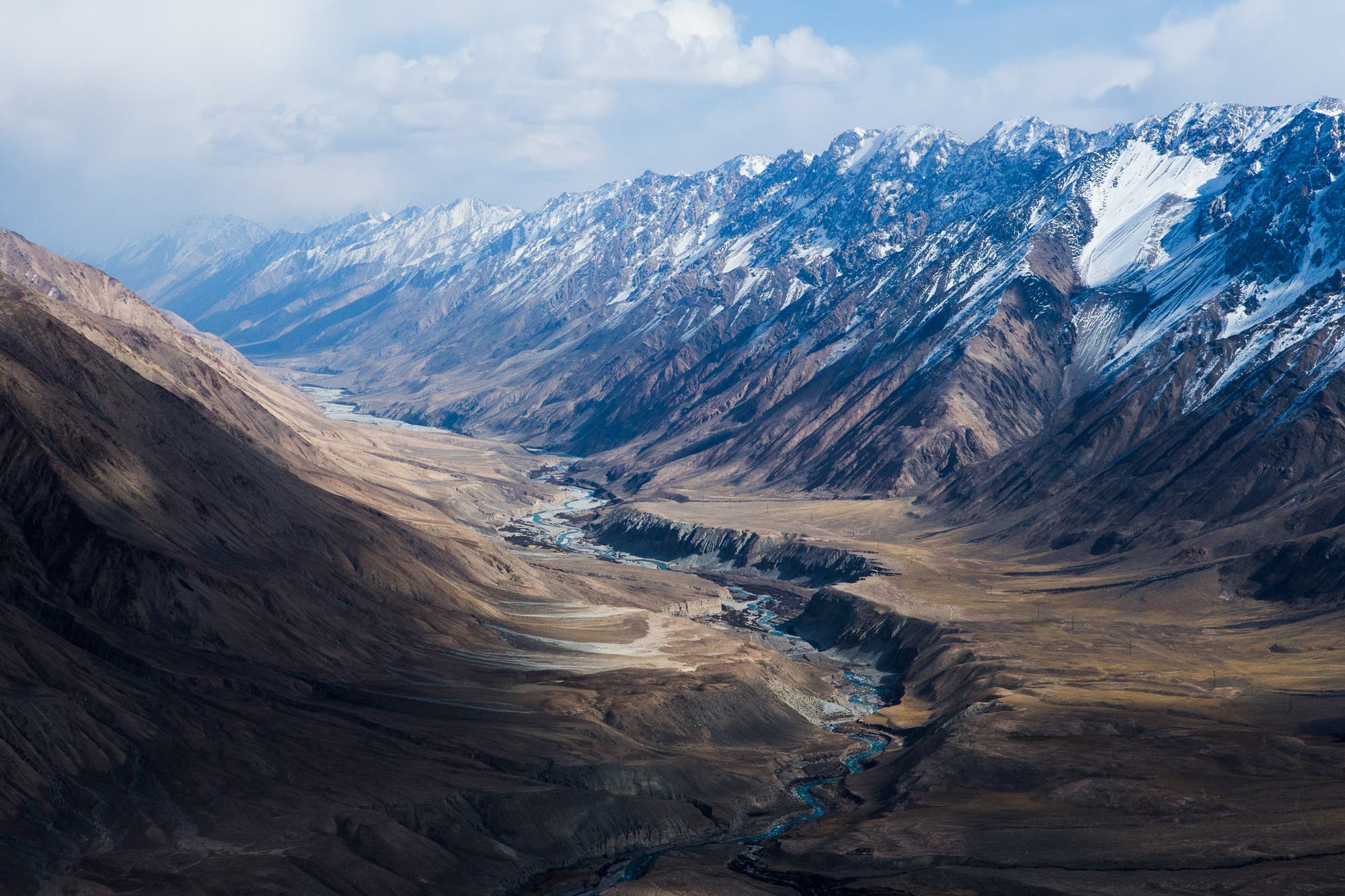 Nicht nur die Tierwelt des Pamir-Gebirges ist faszinierend, auch die Landschaft ist von dramatischer Schönheit.