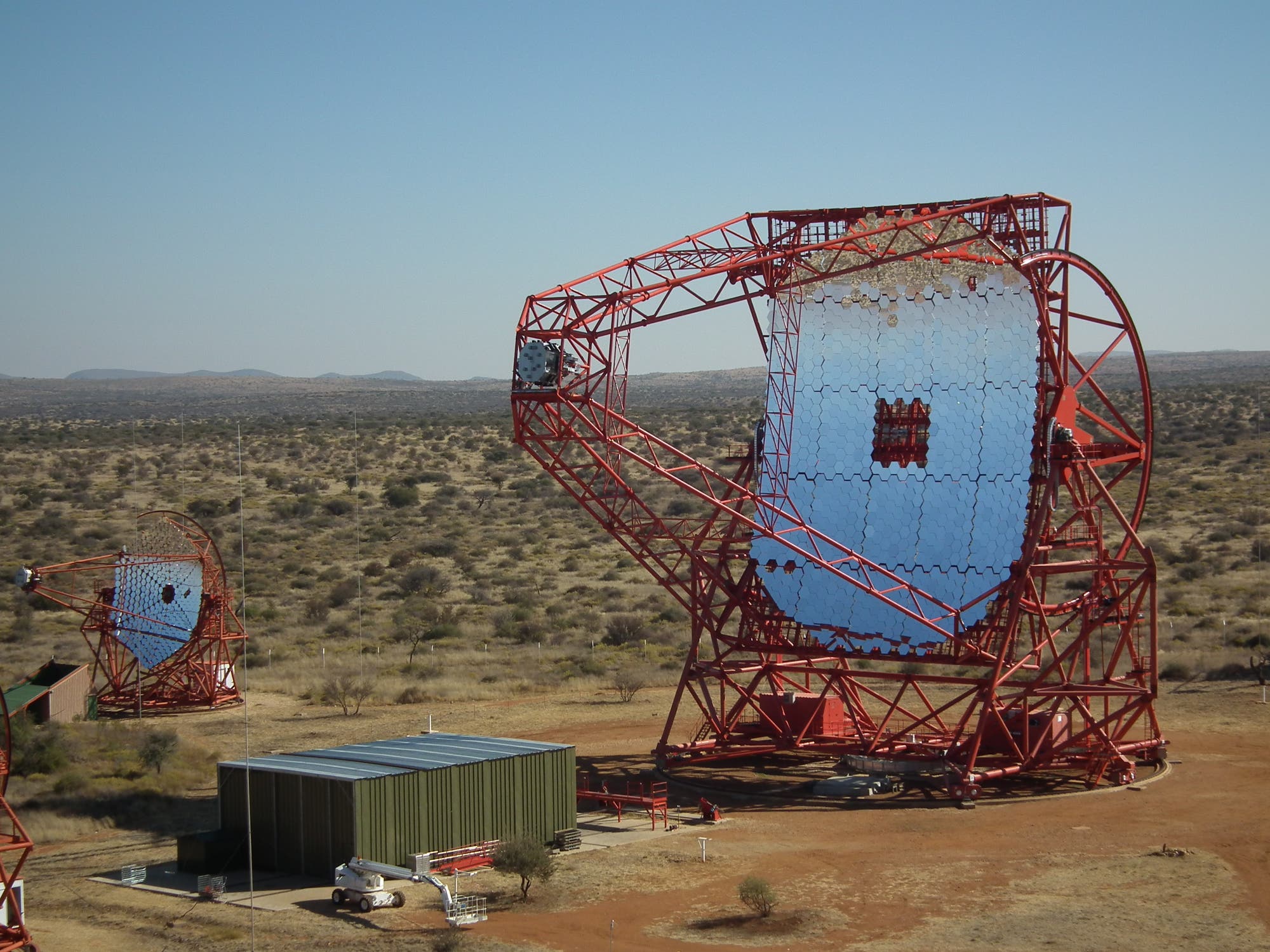 Das H.E.S.S. II Teleskop in Namibia