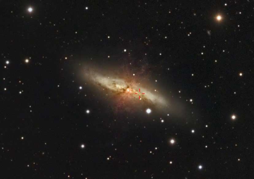 Ort der hellen Supernova in Spiralgalaxie Messier 82