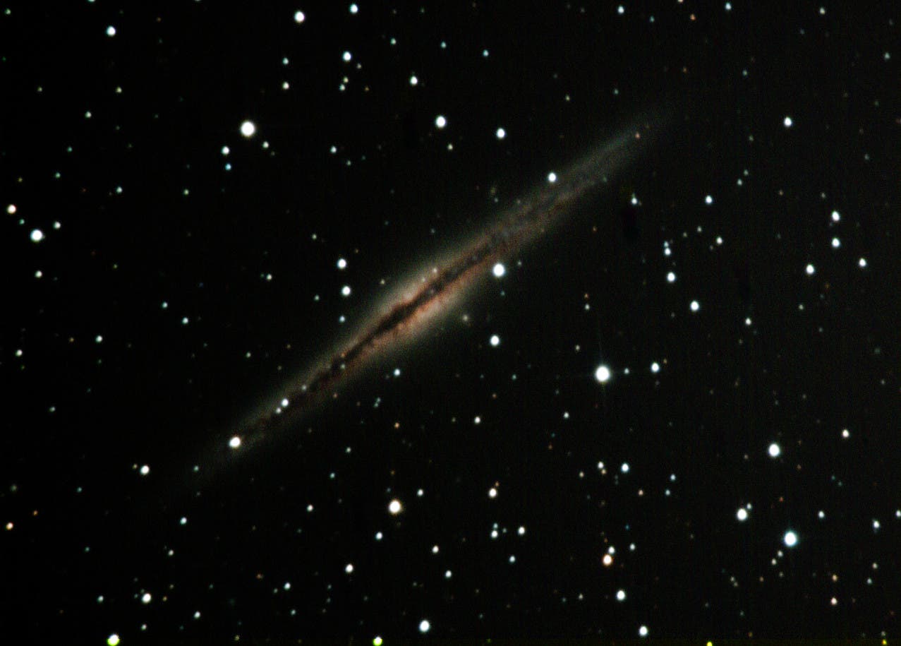 Die Nadelgalaxie NGC 891 im Sternbild Andromeda