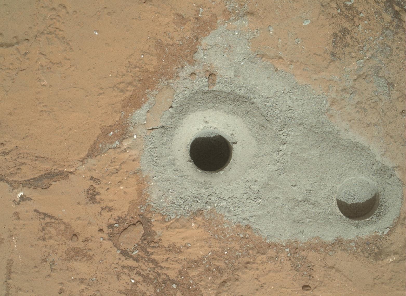 Das erste Bohrloch auf dem Mars