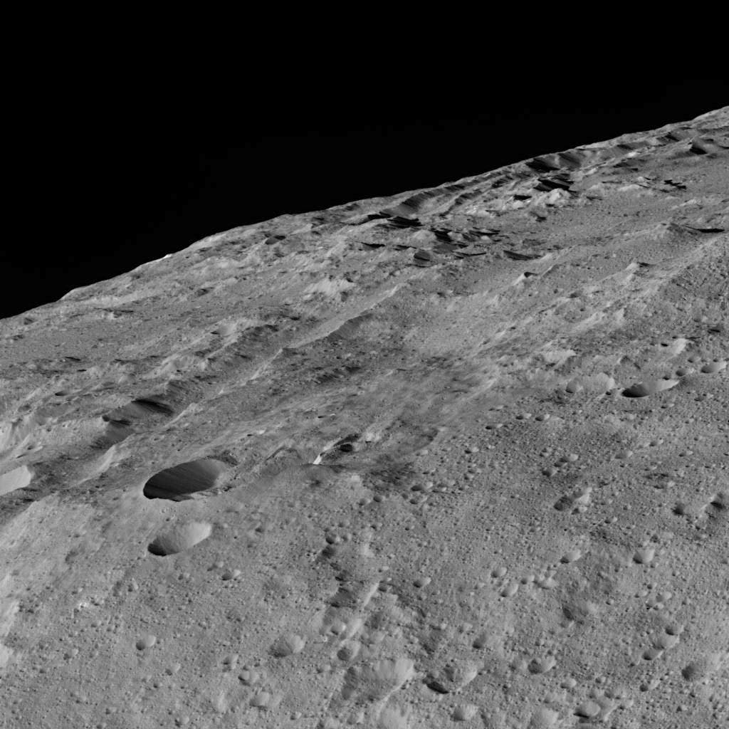 Gerber Catena auf Ceres (Aufnahme der US-Raumsonde Dawn)