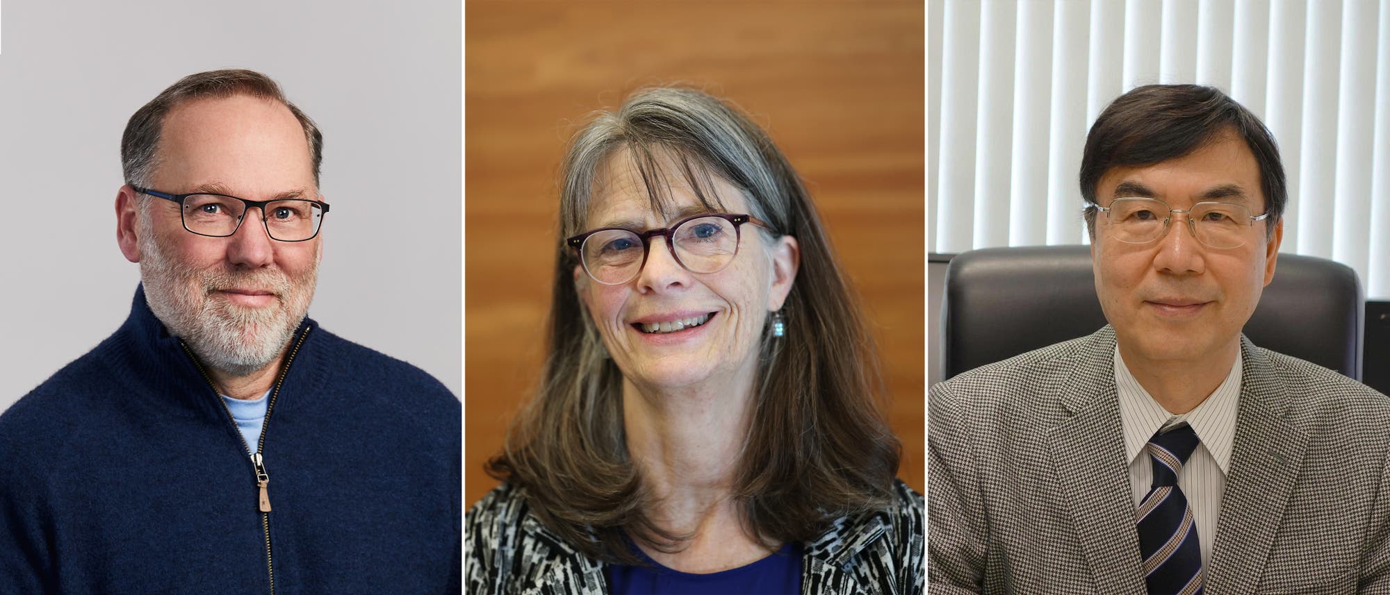 Drei Personen sind in einem dreigeteilten Foto abgebildet. Links ist ein Mann mit Brille und Bart in einem blauen Pullover. In der Mitte eine Frau mit Brille und langen Haaren, die lächelt. Rechts ein Mann mit Brille in einem Anzug mit Krawatte. Alle blicken freundlich in die Kamera. Der Hintergrund ist neutral gehalten.