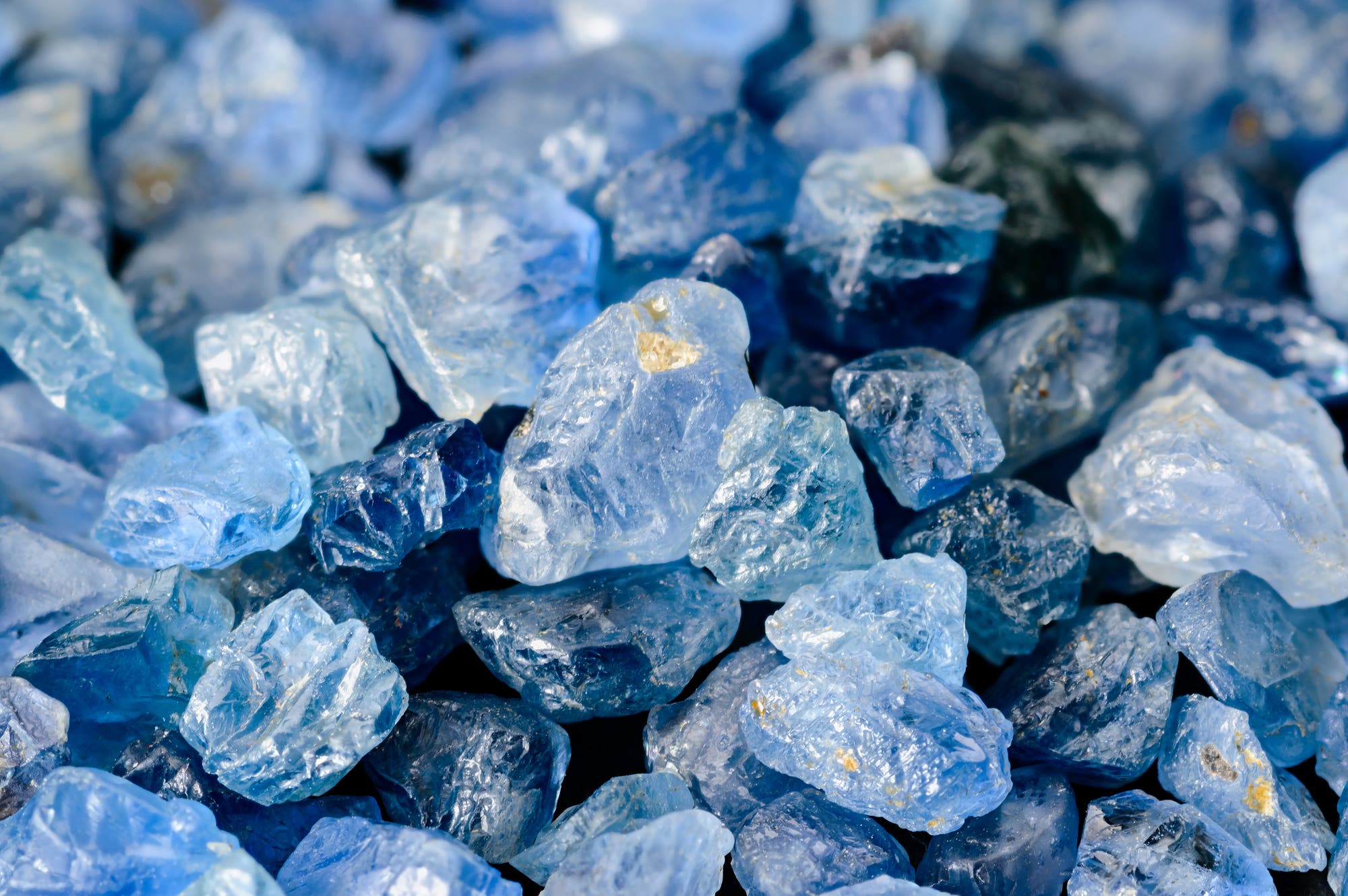 Saphire – blauer Edelstein mit Geschichte