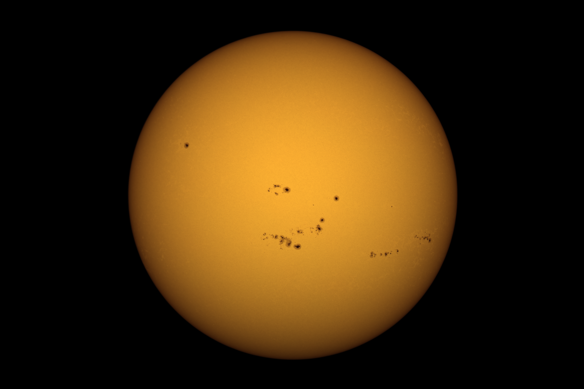 Manchas solares en julio de 2024