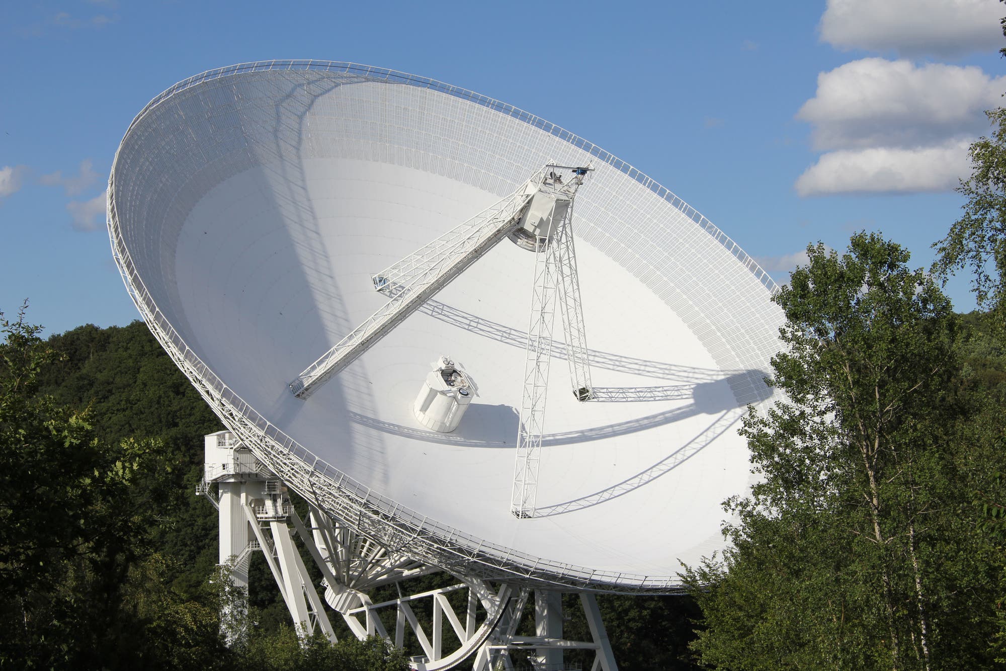 Das 100-Meter-Radioteleskop bei Bad Münstereifel-Effelsberg