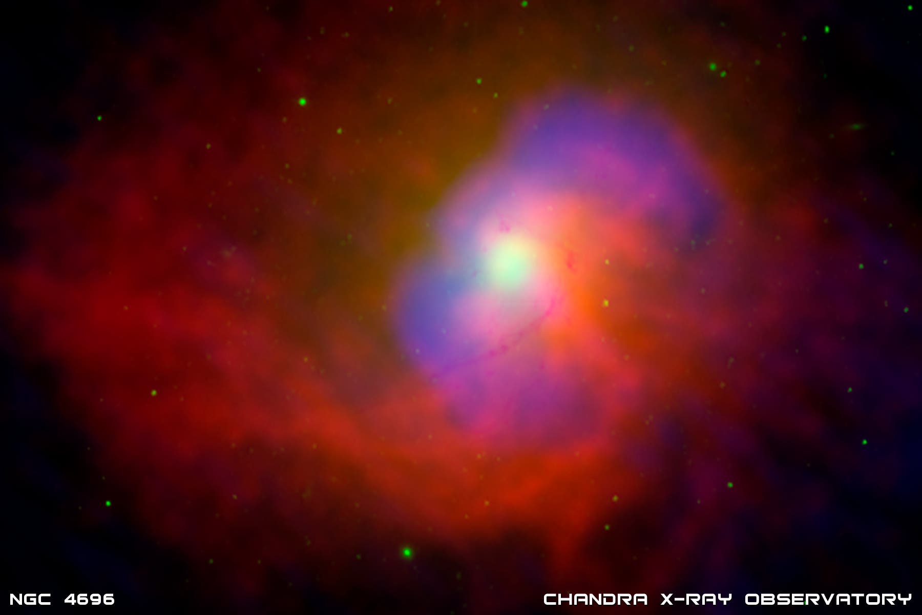 Die Galaxie NGC&nbsp;4696 im Röntgenlicht, Radiowellen und Infrarot