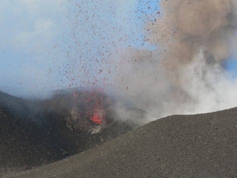 Typische Strombolische Eruption