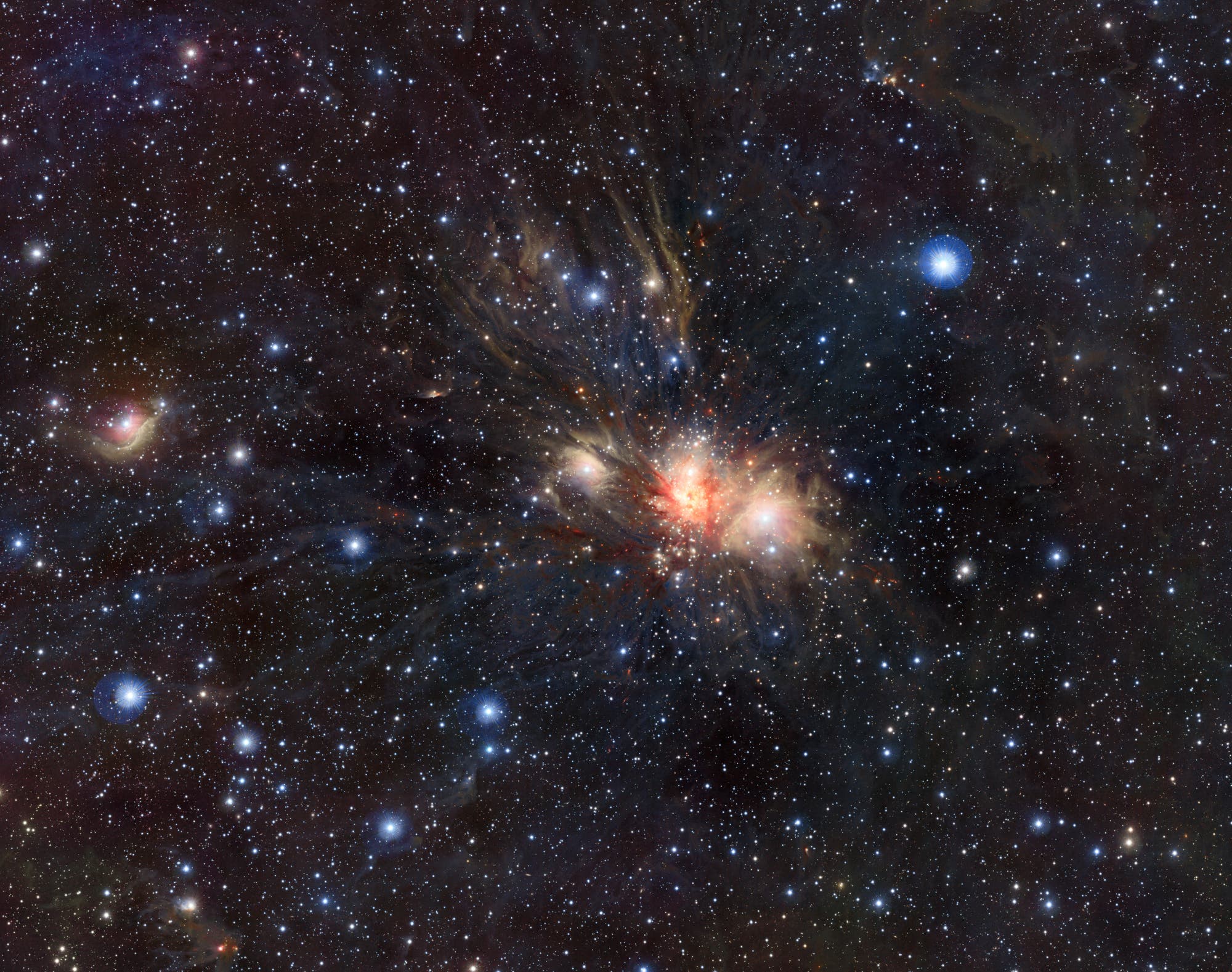Sternentstehungsregion Monoceros R2 – ungeahntes Netzwerk
