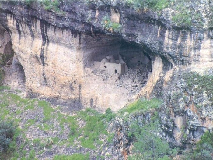 Grabhöhle