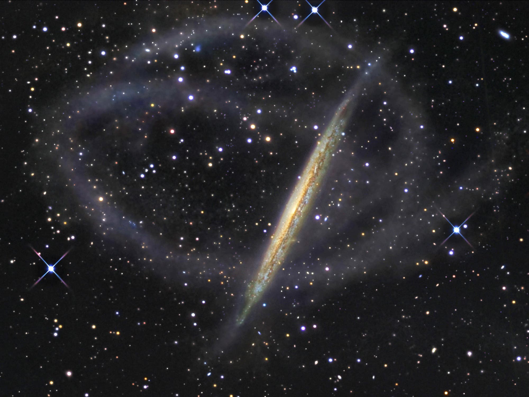 Gezeitenstrom um NGC 5907